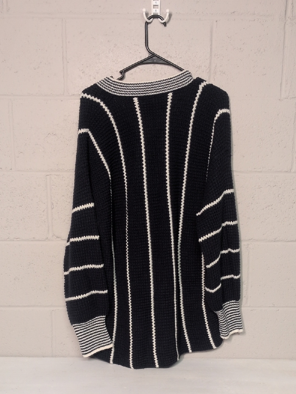 Dokotoo Women's Oversized Navy Blue Striped Sweater, Size 2XL, NWOT, Nautical - Picture 6 of 7